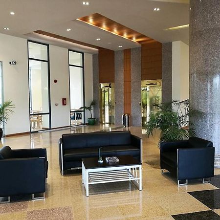 Vegas Hotel - Nay Pyi Taw Naypyidaw Екстериор снимка