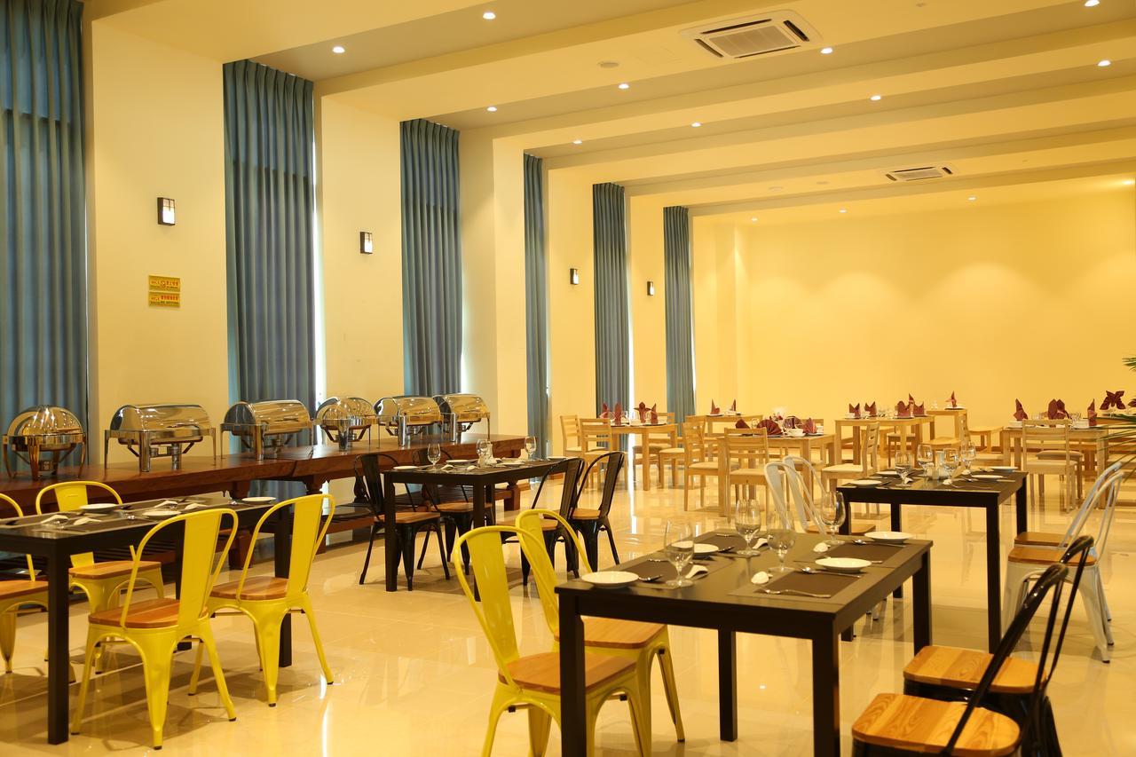 Vegas Hotel - Nay Pyi Taw Naypyidaw Екстериор снимка