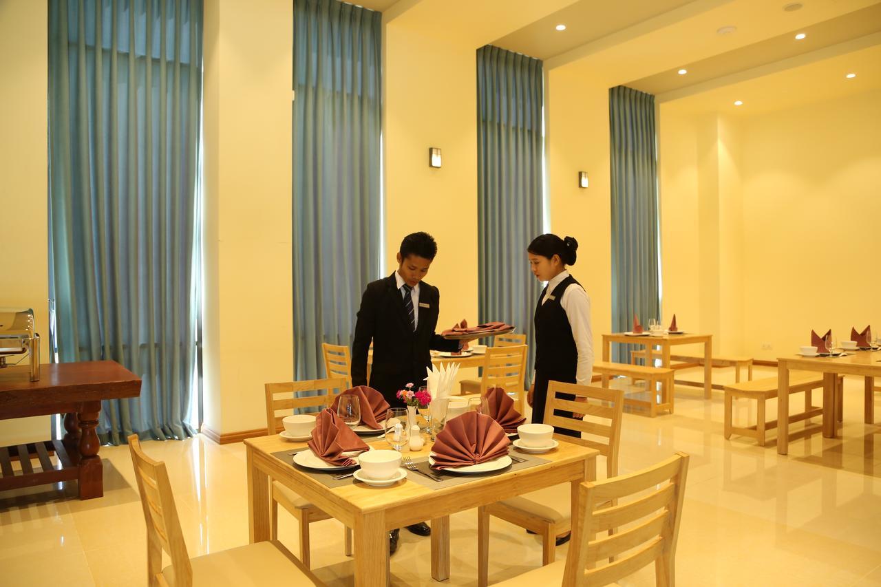 Vegas Hotel - Nay Pyi Taw Naypyidaw Екстериор снимка