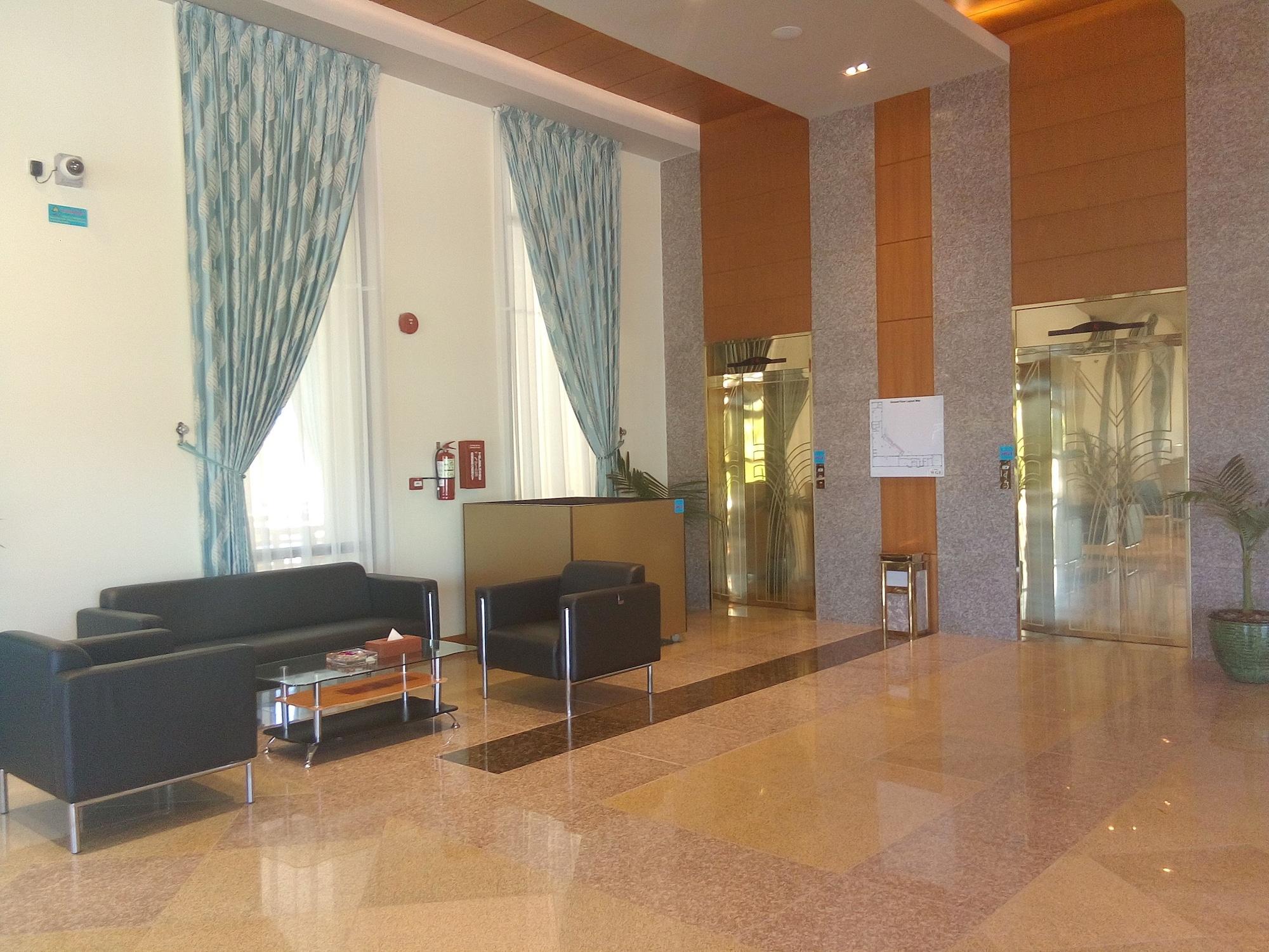 Vegas Hotel - Nay Pyi Taw Naypyidaw Екстериор снимка